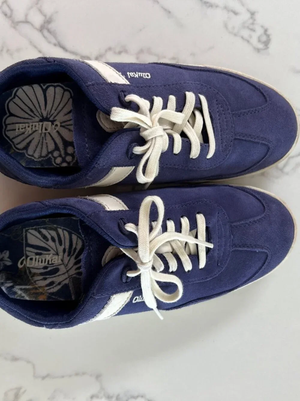 OluKai Ha'upu Court Sneaker - Navy / Off-White - Size 6.5